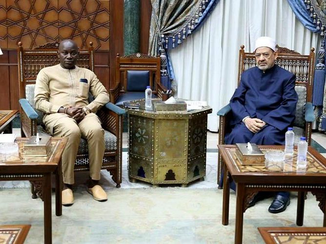 Grand Imam of Al -Azhar discusses with Sierra Leone Ambassador in Cairo promotion of bilateral relations